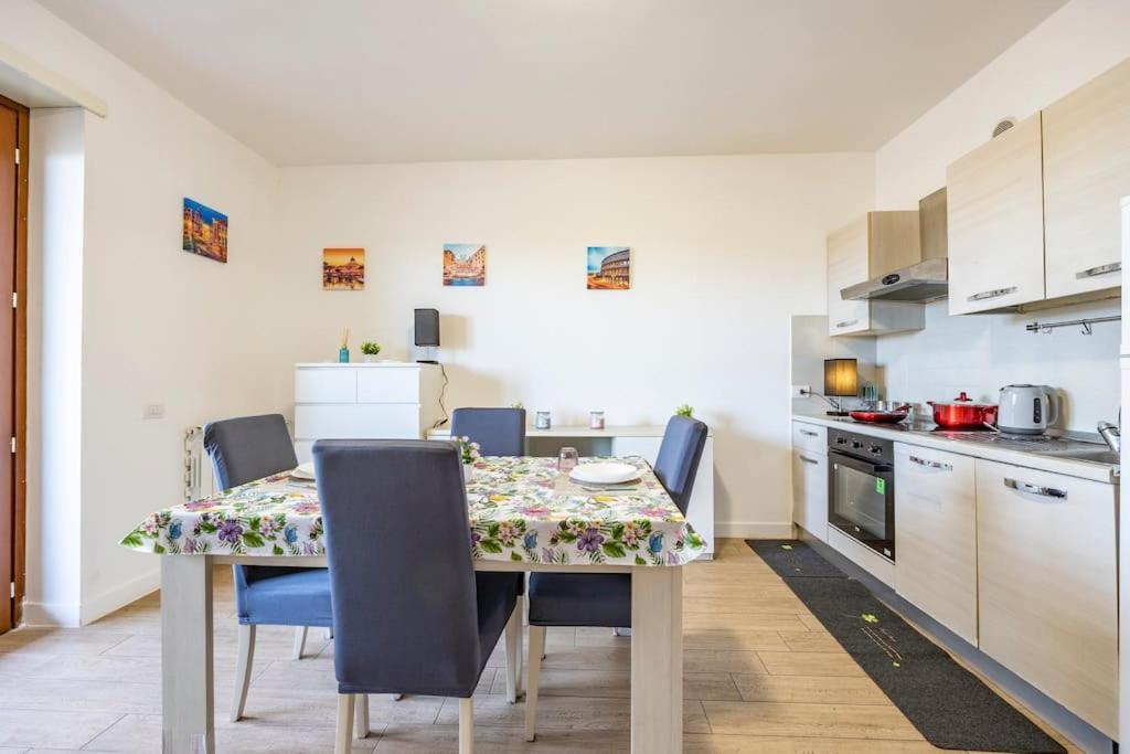 Apartment Roma Relax 2 Con Wifi-Ac-Netflix エクステリア 写真